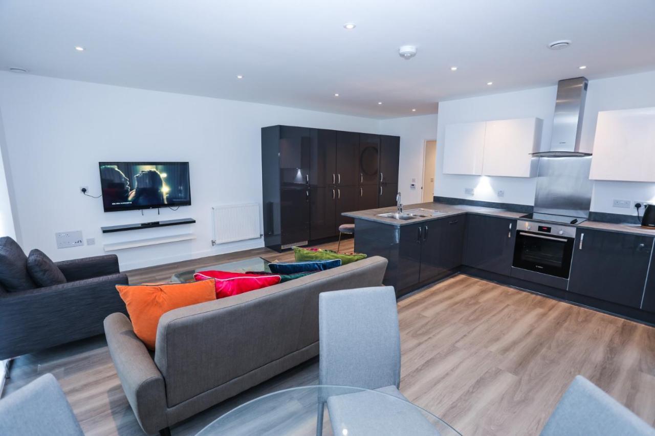 Lovely 2 Bed Apartment With Parking London Bagian luar foto