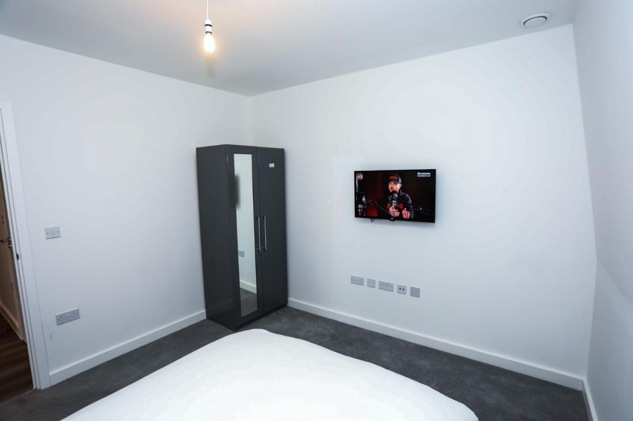 Lovely 2 Bed Apartment With Parking London Bagian luar foto